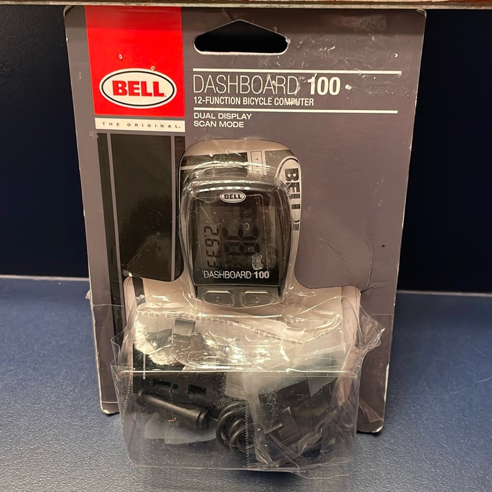 COPY - Bell Dashboard 100 12-Function Bicycle Computer Dual Display ScanMode